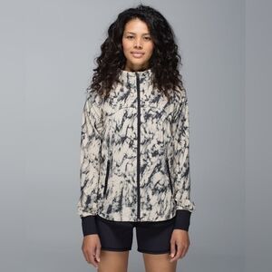 Lululemon Bring Back The Track Jacket Great Granite Black Mojave Tan size 6 EUC